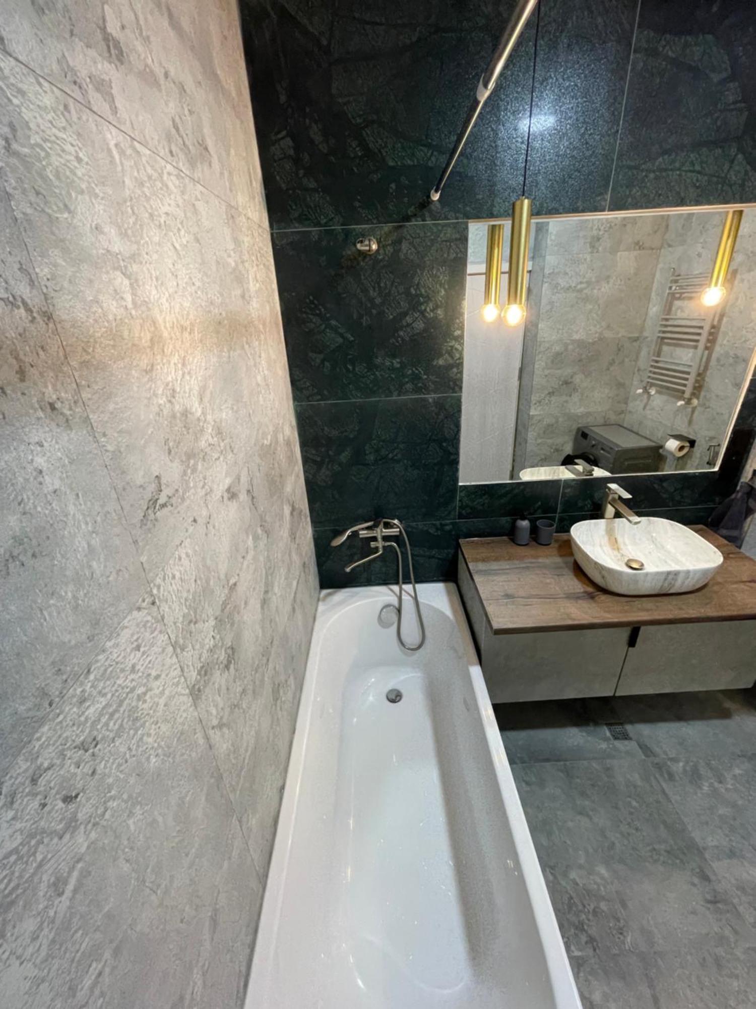 Apartamento Green House Batumi Exterior foto